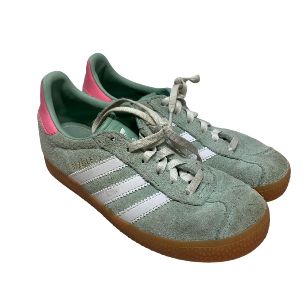 Adidas Gazelle Hazy Green Bliss Pink‎ GS Grade School Size 2 Sneakers
